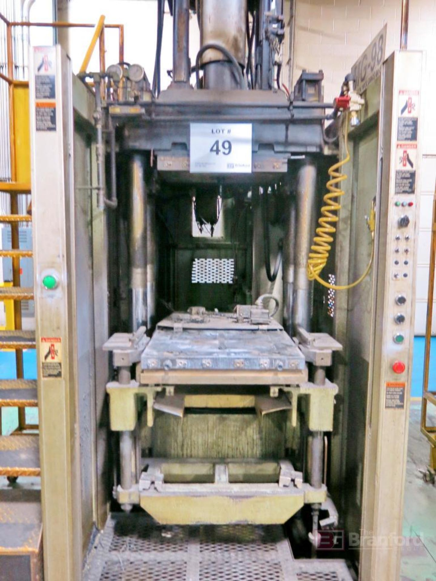 Sanyu Model STI-1.6-220VG3 Vertical 1.6L Rubber Injection Molding Machine - Image 3 of 5