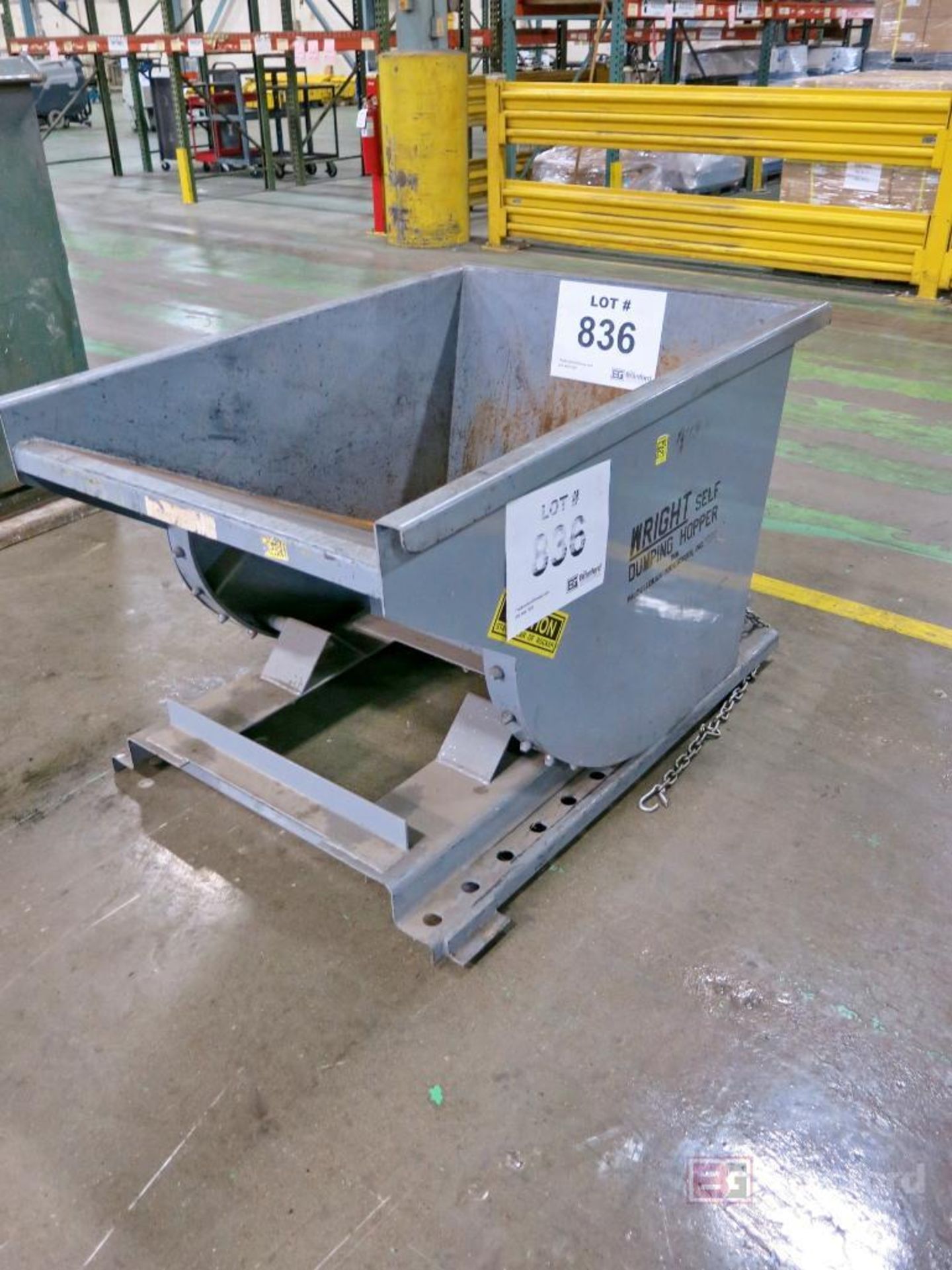 Wright Model 5077 Appox. 1/2-Yard Forklift Mount Self-Dumping Hopper