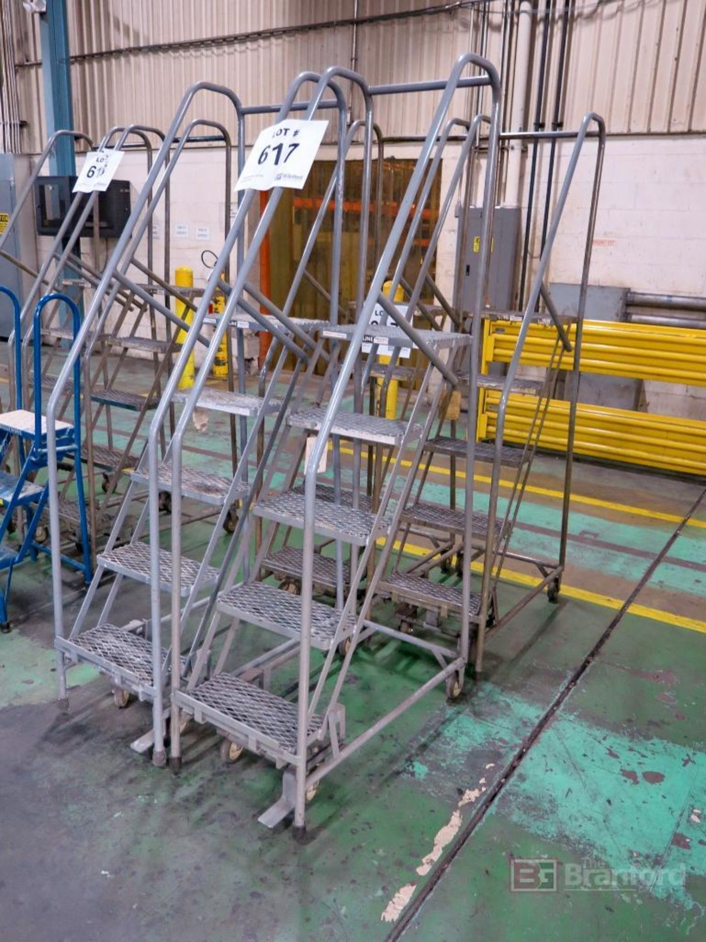 Lot of (4) 5-Step Portable Aircraft Style Ladders