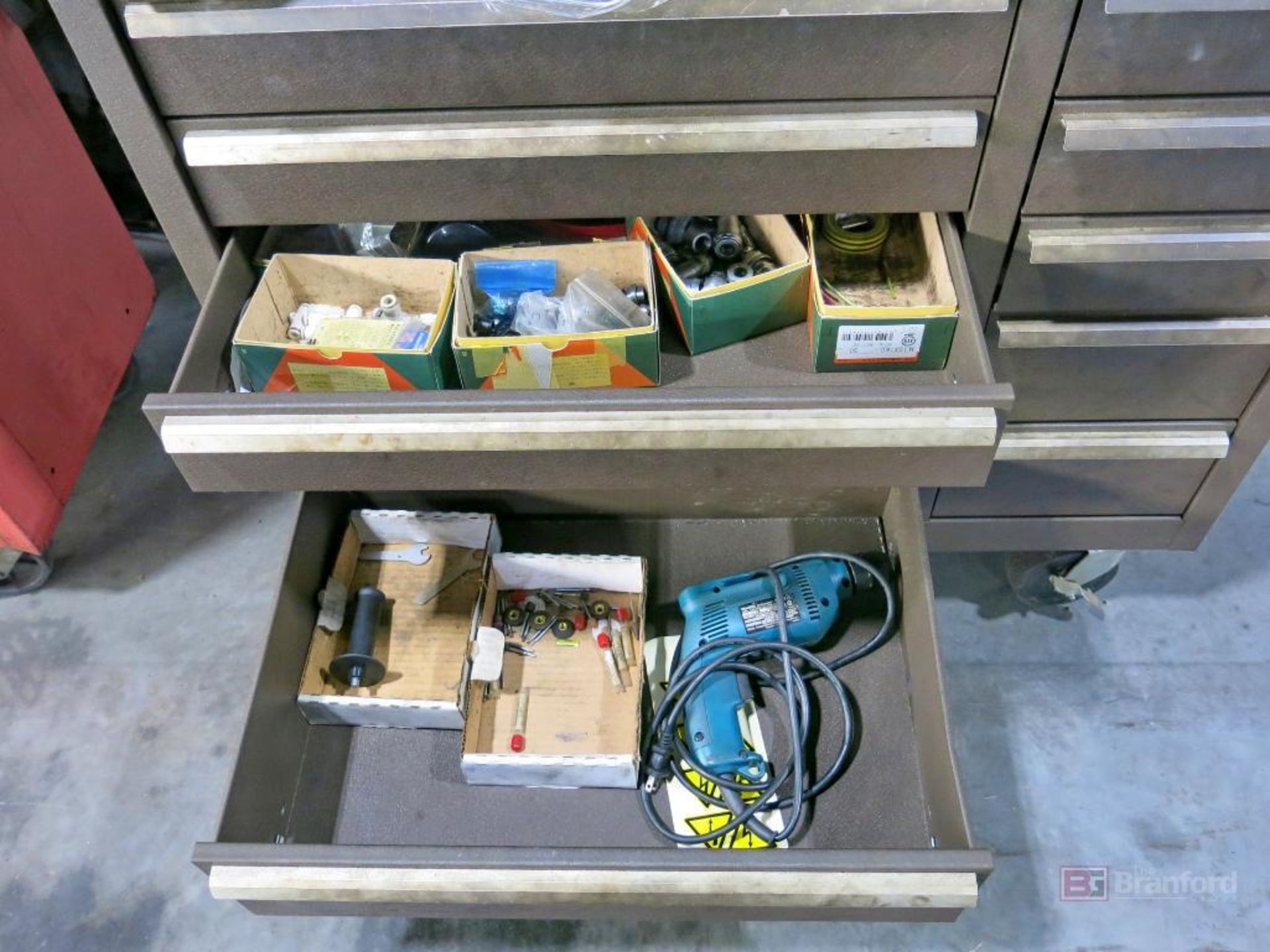 Kennedy Roll About Multi Drawer Mechanics Tool Box w/ Contents - Image 2 of 4