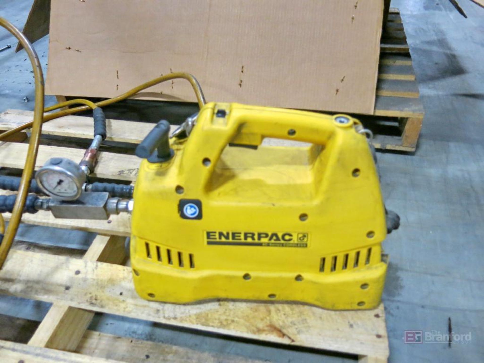 Set of (2) Interpac Model RC106 10,000 PSI Hydraulic Machine Lifters - Image 2 of 4