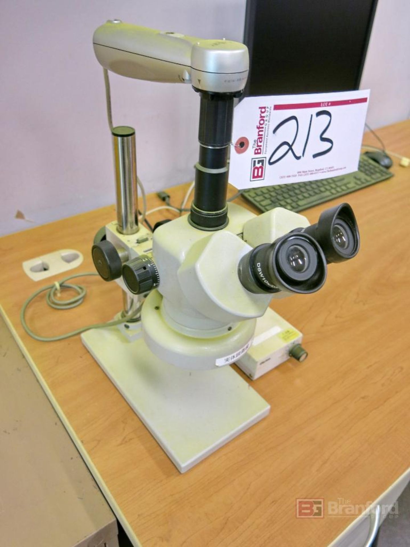 Carton Model MS45-93 Stereo Zoom Microscope