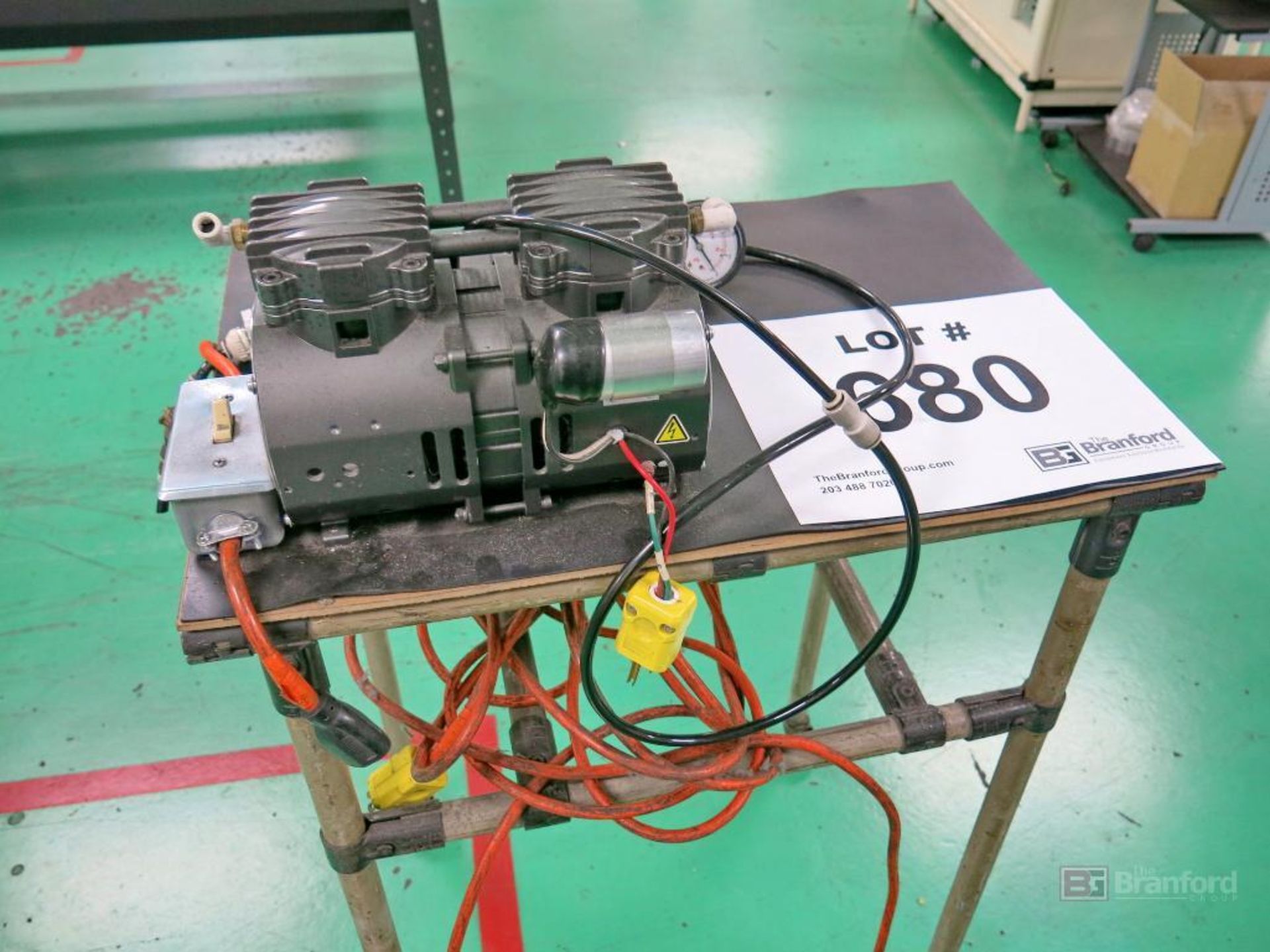 Ulvac Model DOP80S Vacuum Pump w/ Stand