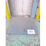 Transcell Model TI-500D Approx. 5000 Lb Cap Platform Pallet Scale