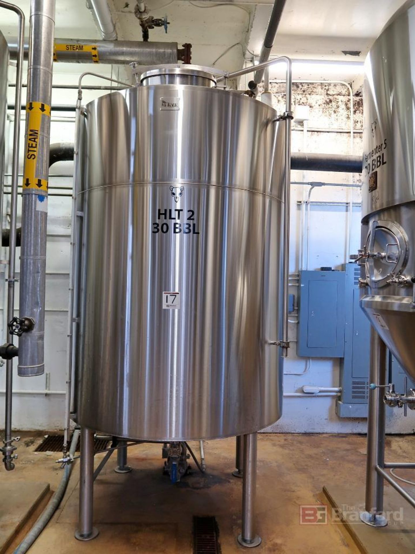 JVNW 30 BBL S/S Hot Liquor Tank