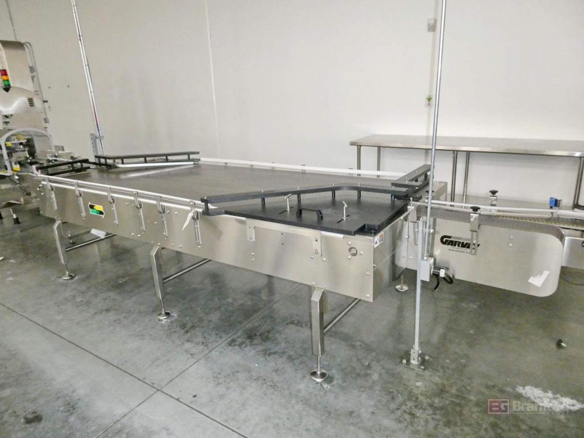 Garvey Model BF48, Stainless Steel Accumulation/Conveyor Table