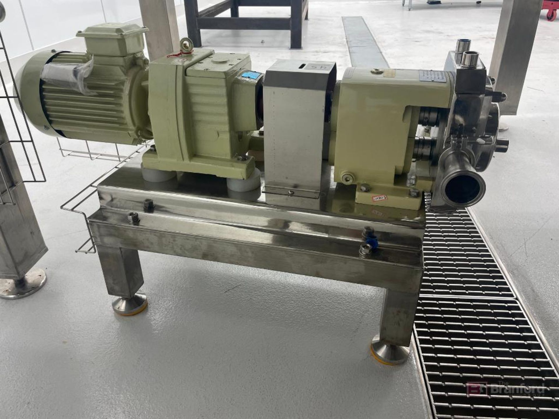 Yangzhou Lianhe Chemical Machinery Co. Rotary Lobe Pump - Image 2 of 2