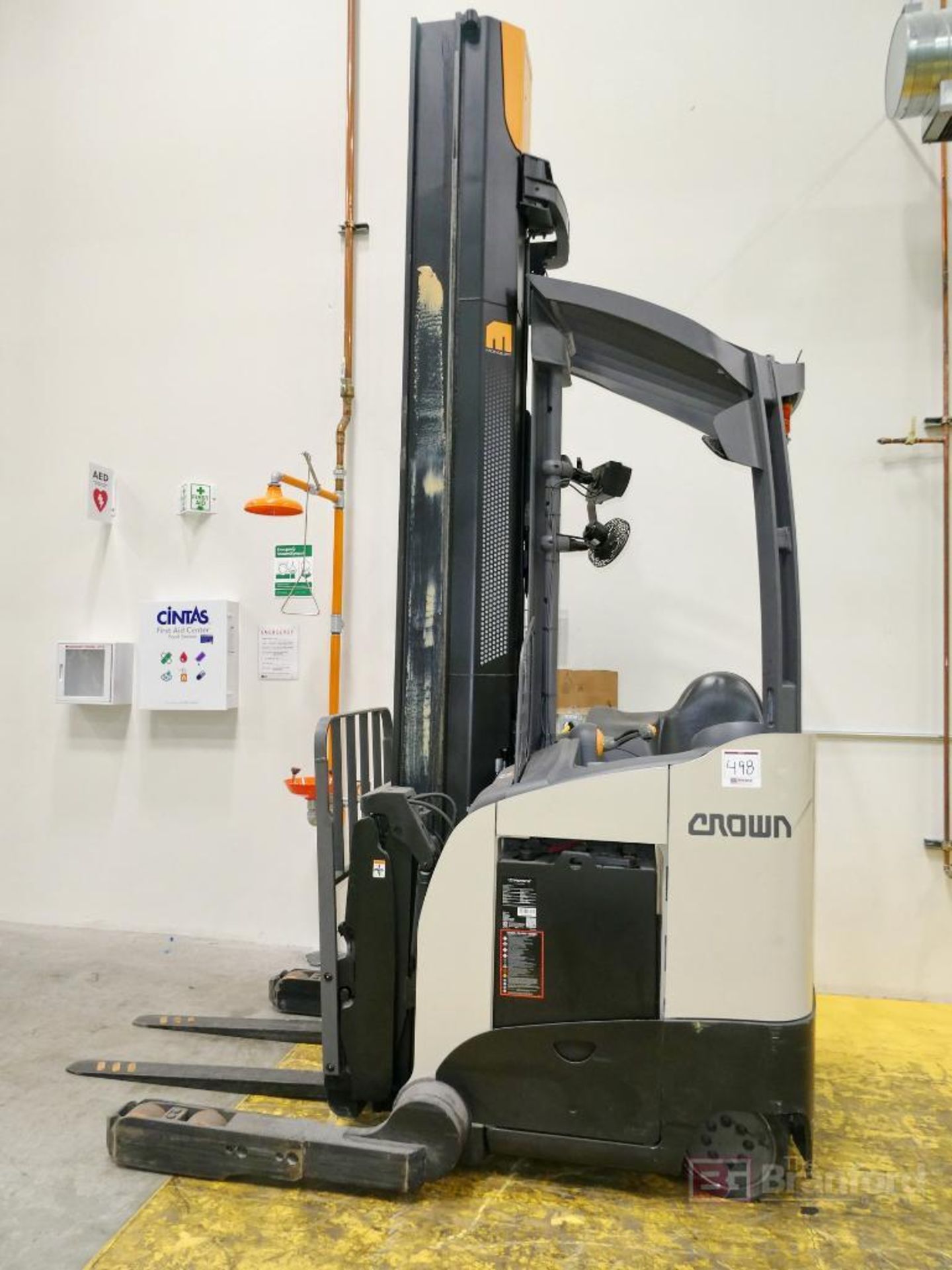 Crown Model RM6025-45, Electric Reach Forklift