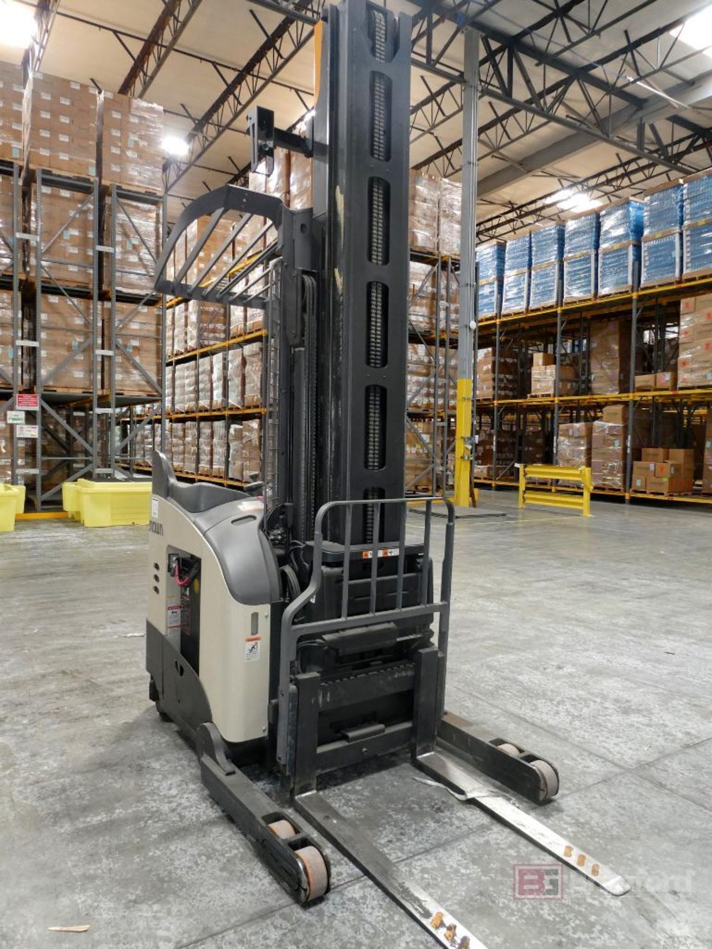 Crown Model RM6025-45, Electric Reach Forklift - Image 2 of 10