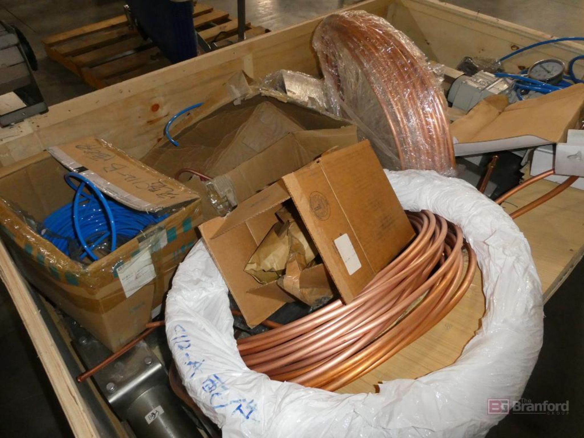 Lot of Stainless Steel and Copper Pipes - Image 9 of 10