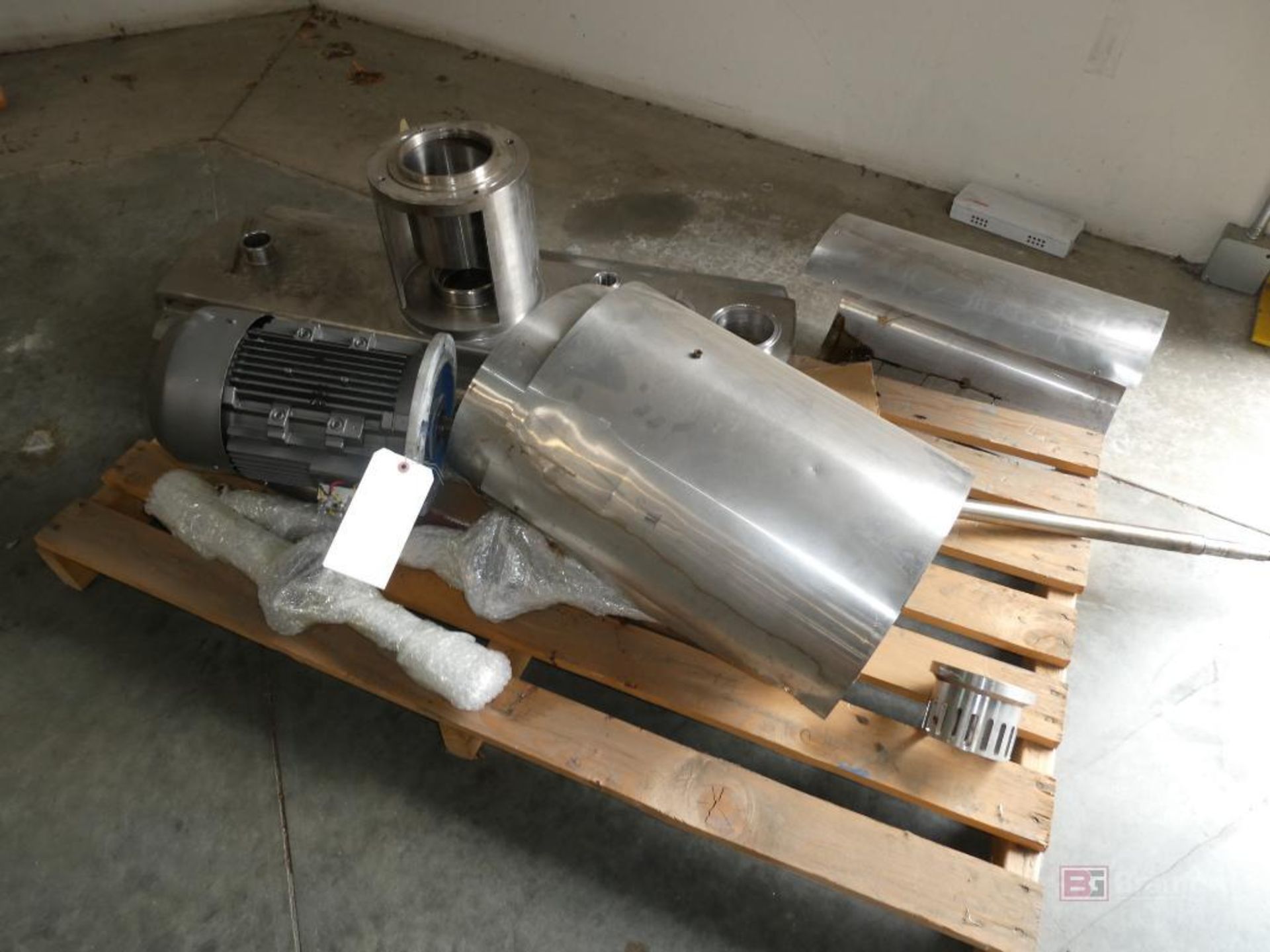 Large Lot of Spare Parts, Motors and Piping for the Production Lines - Image 14 of 27