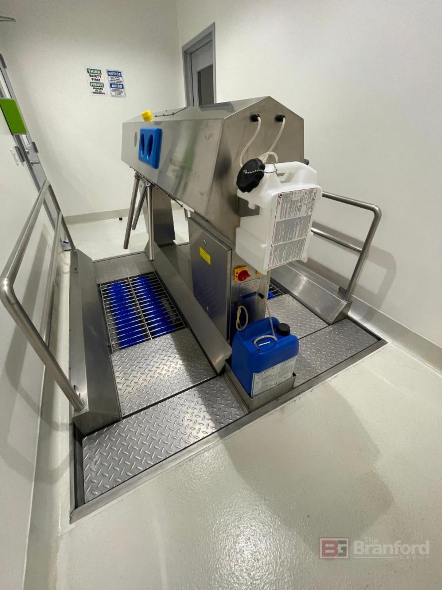 2020 ITEC Frontmatec Hygiene Systems Automatic Walk-Through Sole and Boot Cleaning Machine - Image 4 of 5