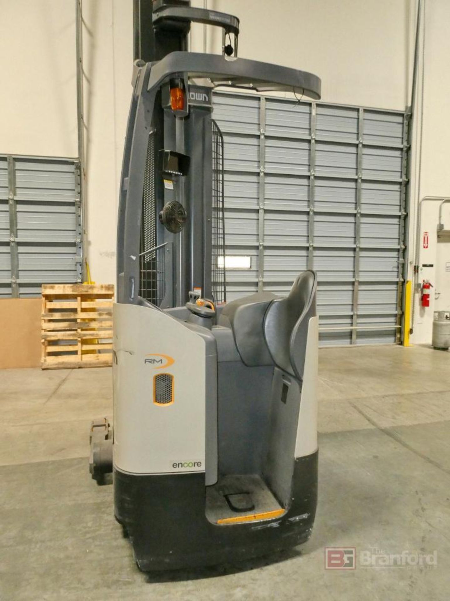 Crown Model RM6025-45, Electric Reach Forklift - Image 3 of 10