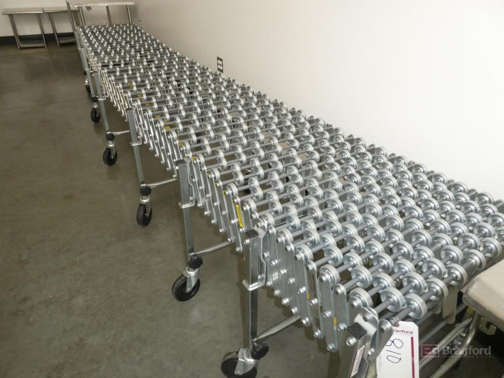 FMH Model Nestaflex 226, Flexible Expandable Roller Conveyor w/ Casters - Image 2 of 3