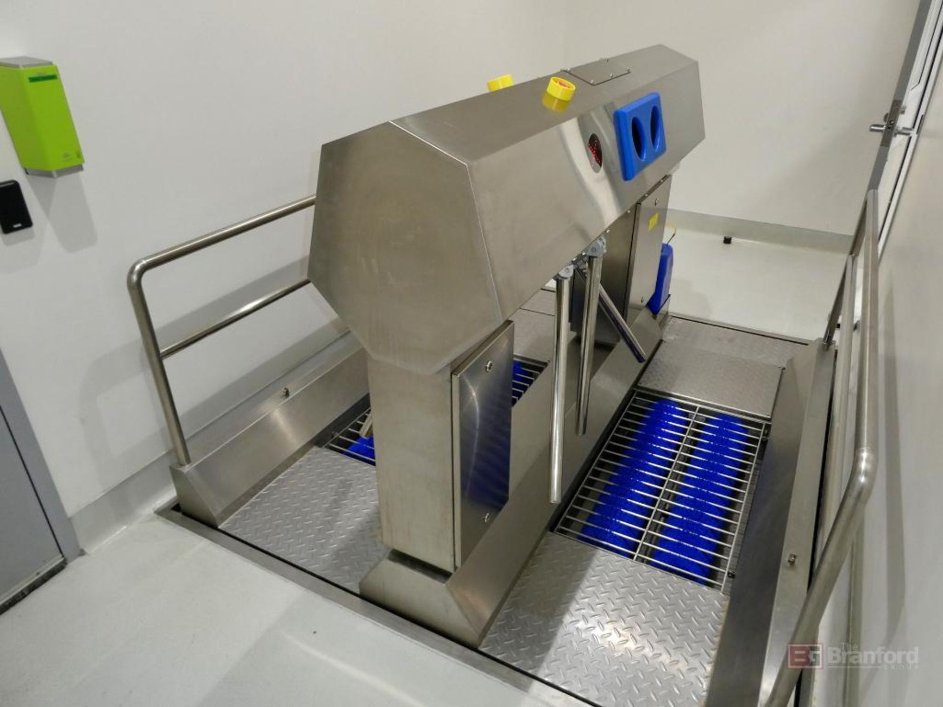 2020 ITEC Frontmatec Hygiene Systems Automatic Walk-Through Sole and Boot Cleaning Machine - Image 5 of 7