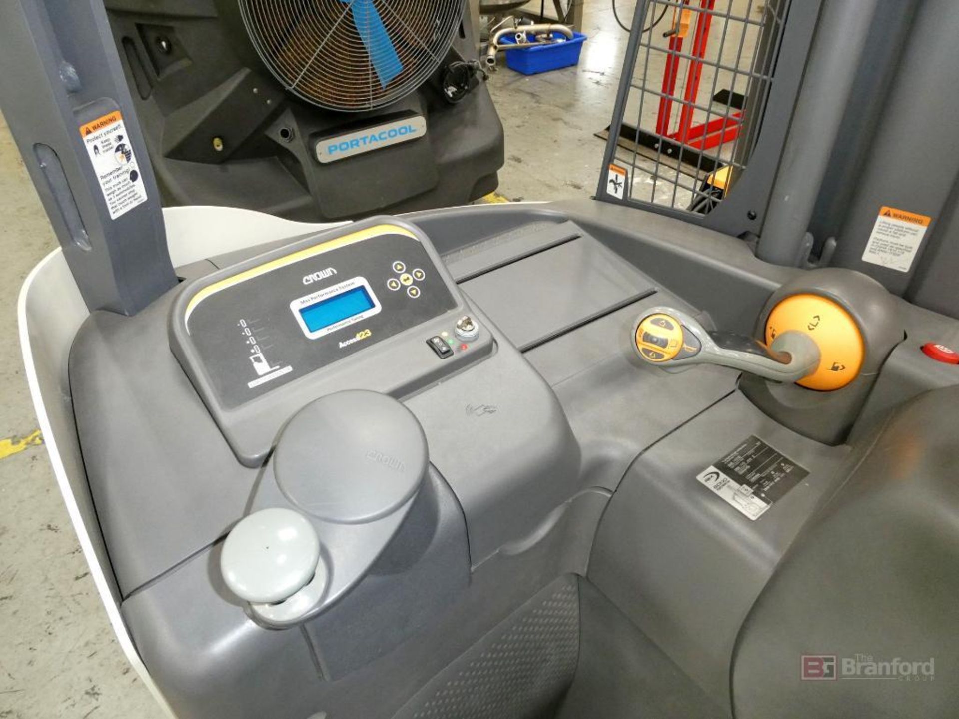 Crown Model RM6025-45, Electric Reach Forklift - Image 6 of 11