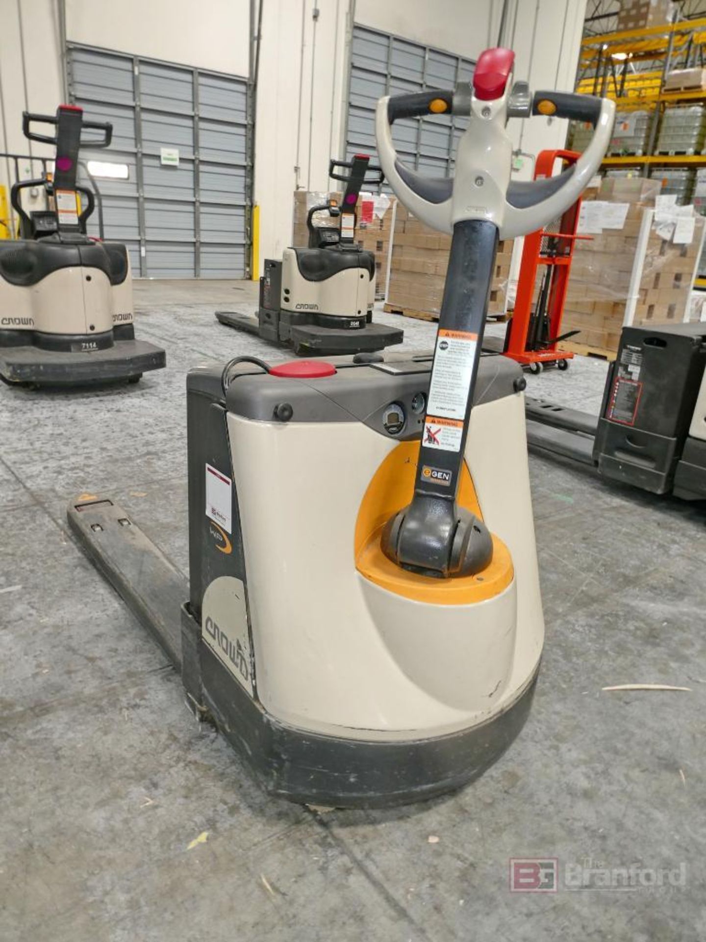 Crown Model WP3035-45, 24V Electric Pallet Jack - Image 3 of 5