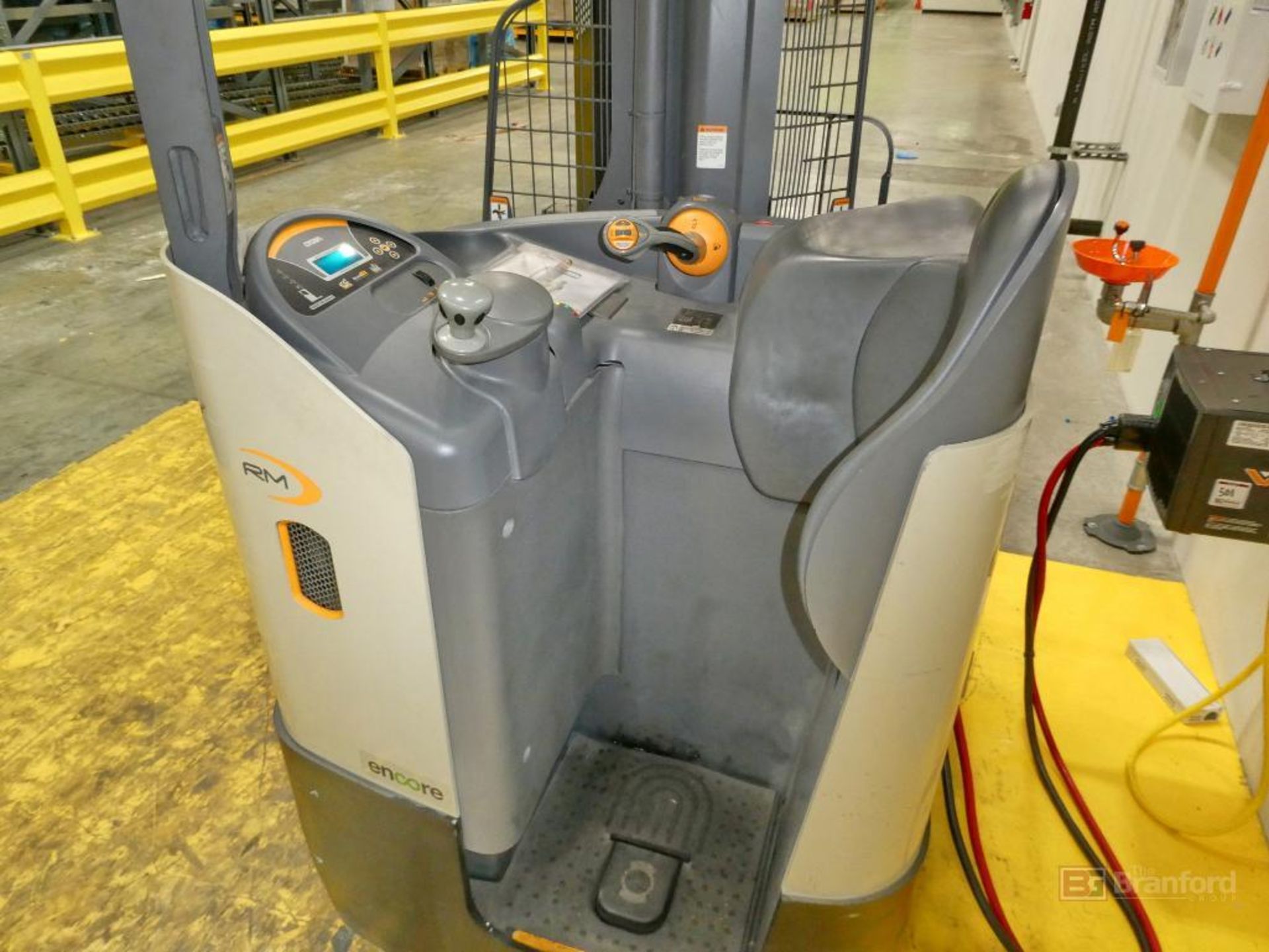 Crown Model RM6025-45, Electric Reach Forklift - Image 4 of 10