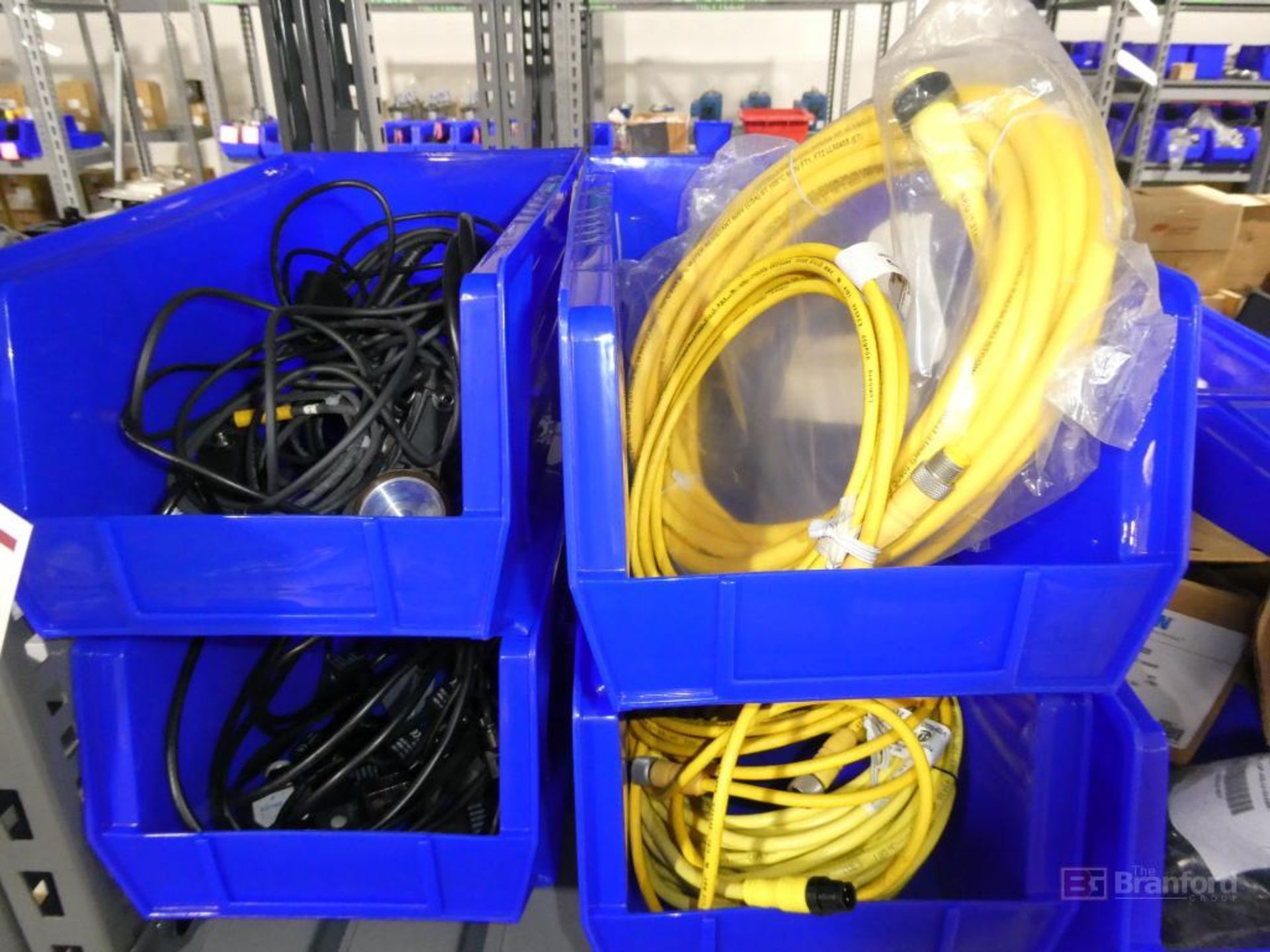 Pallet of misc electrical wiring and cables - Image 21 of 38