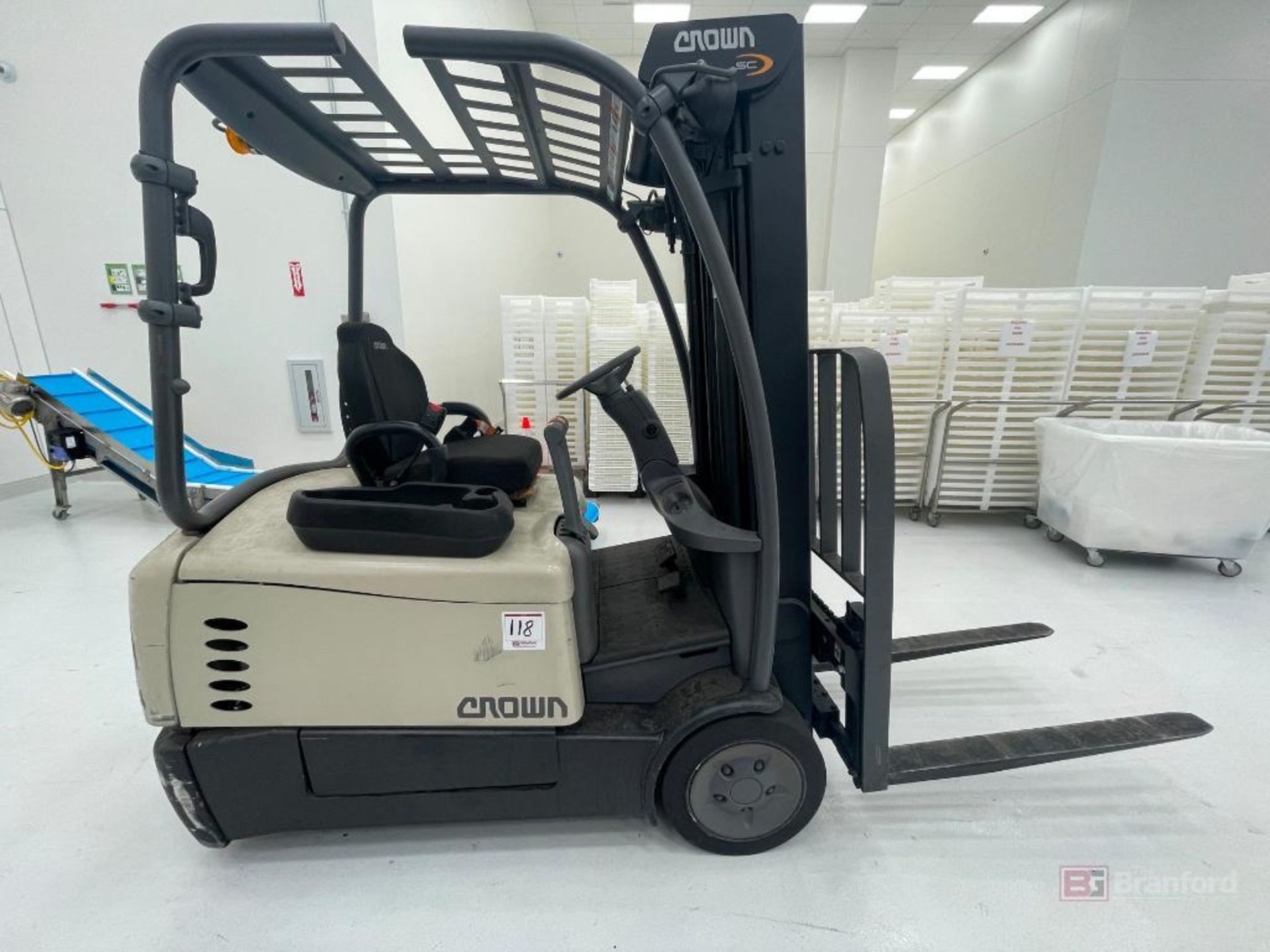 Crown SC524x-40 Fork Truck - Image 2 of 5