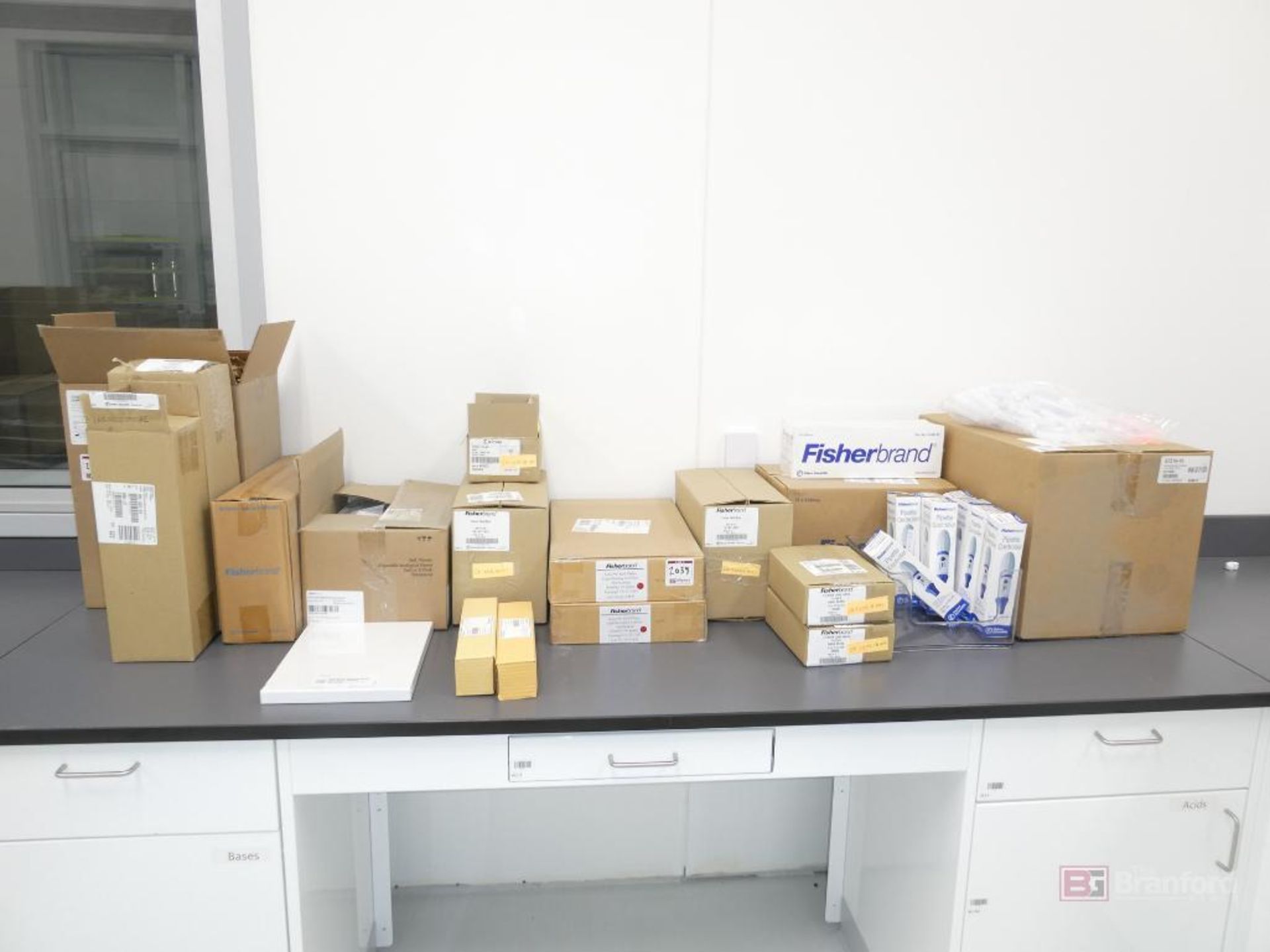 Lot of Fisherbrand Lab Supplies - Image 2 of 15