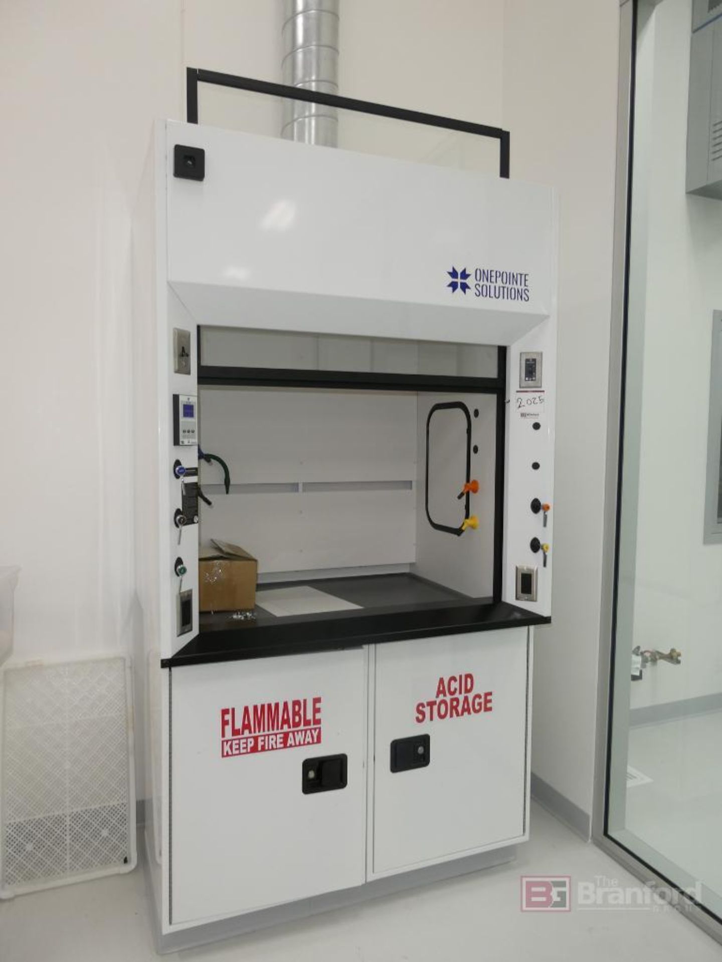 OnePointe Solutions Lab Fume Hood