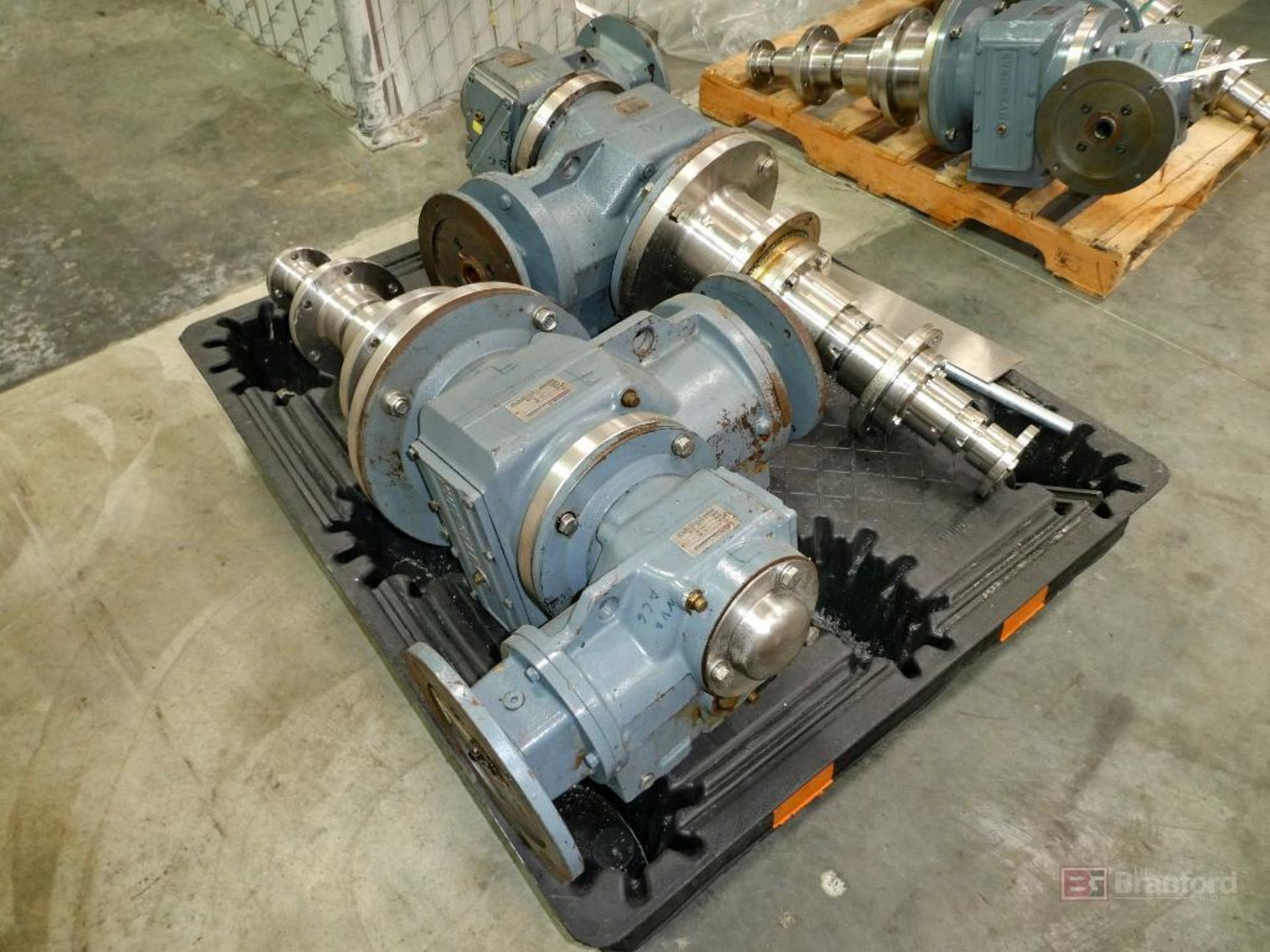 (2) Scrapping Agitation Gear Motor Drive Units - Image 2 of 4