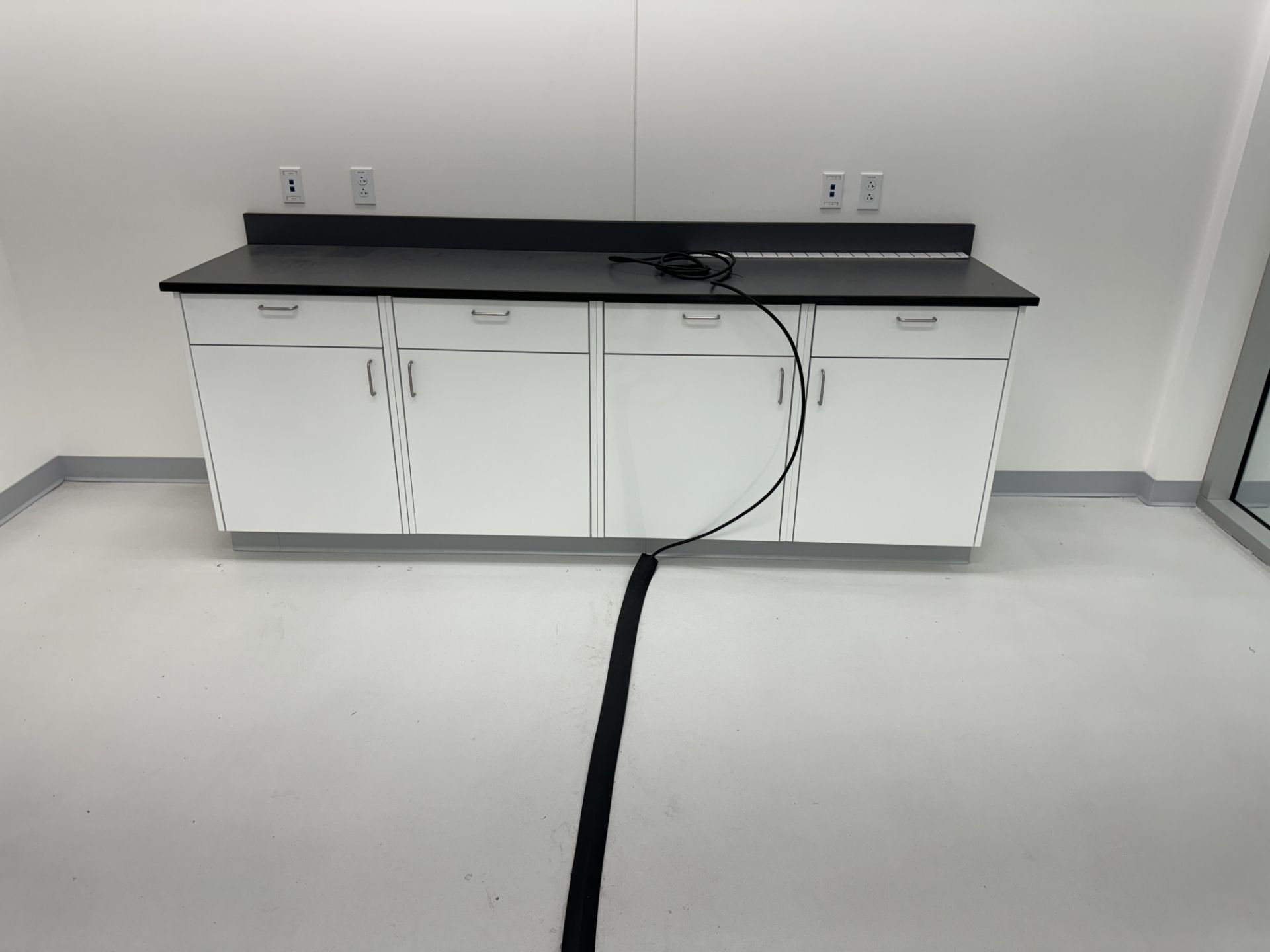 Lab Casework - Image 12 of 13