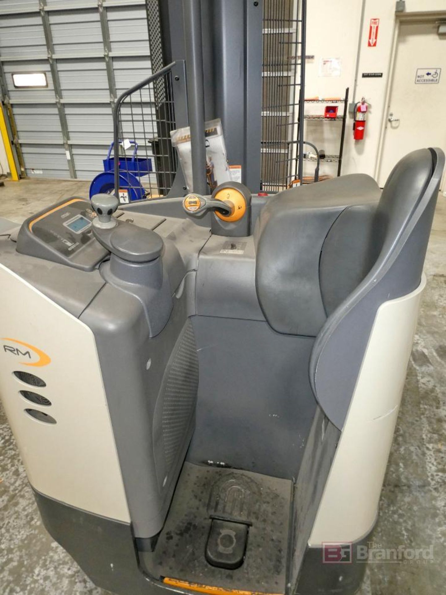 Crown Model RM6025-45, Electric Reach Forklift - Image 4 of 11