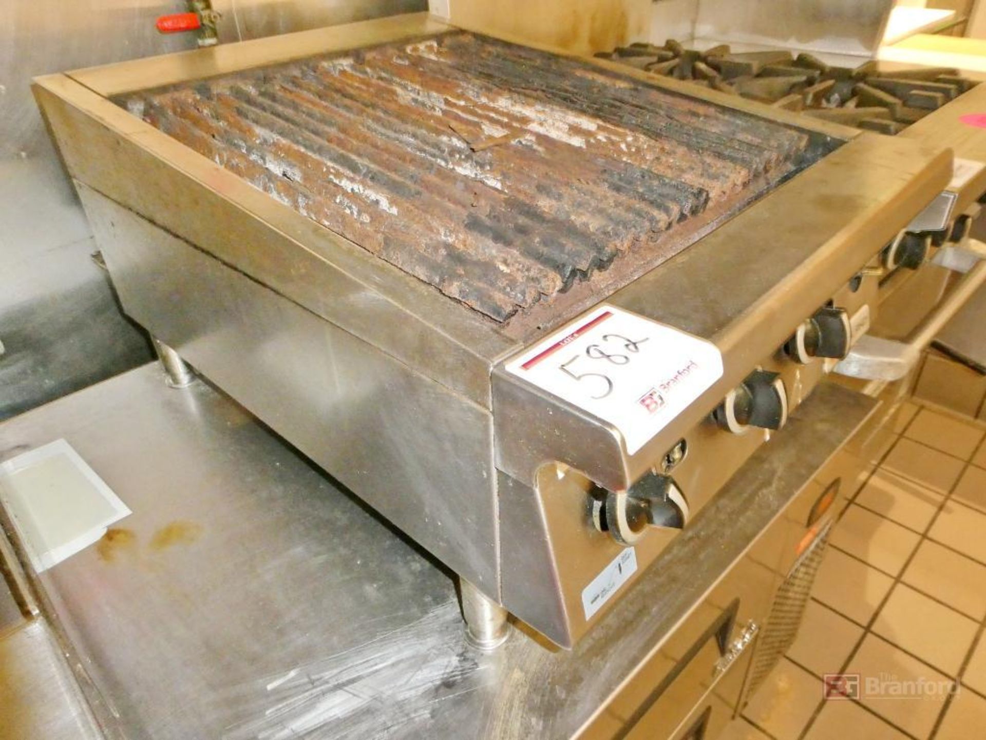 Garland Gas Charbroiler, 24" , Table Top - Image 2 of 3
