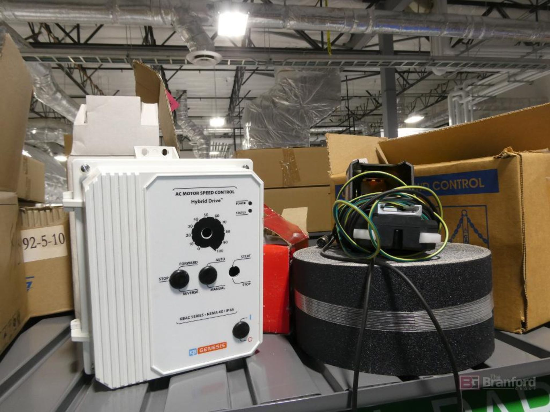 Pallet of misc electrical wiring and cables - Image 15 of 38