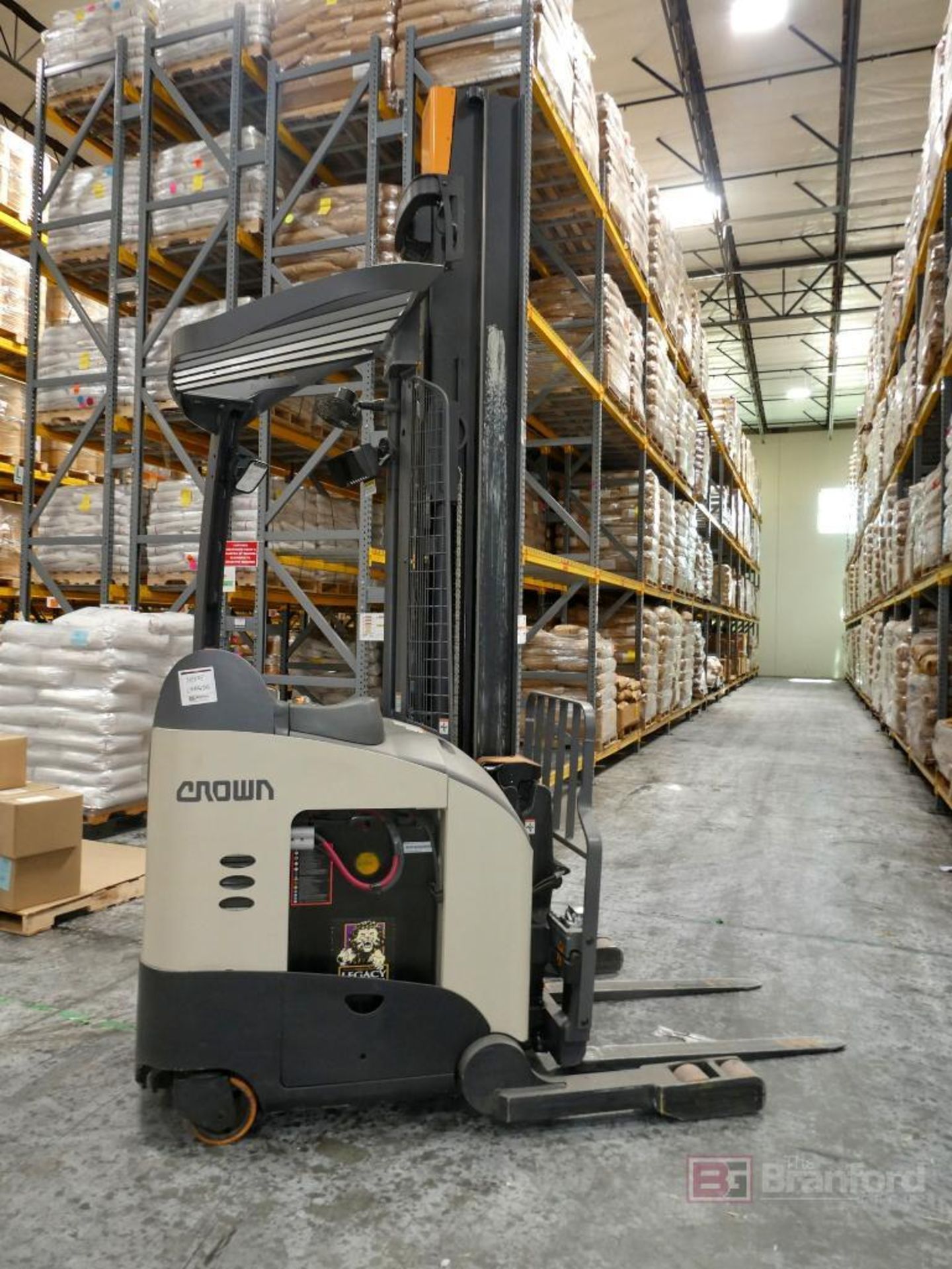 Crown Model RM6025-45, Electric Reach Forklift