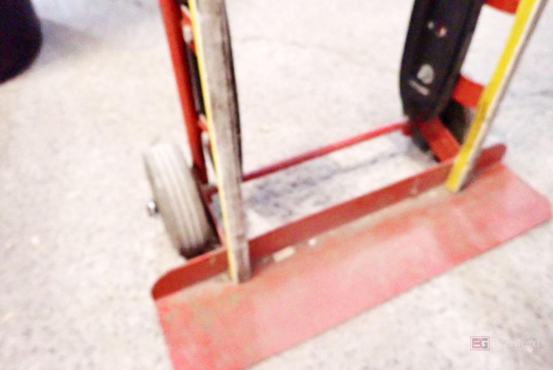 Milwaukee 40710 Hand Truck Dolly - Image 2 of 3