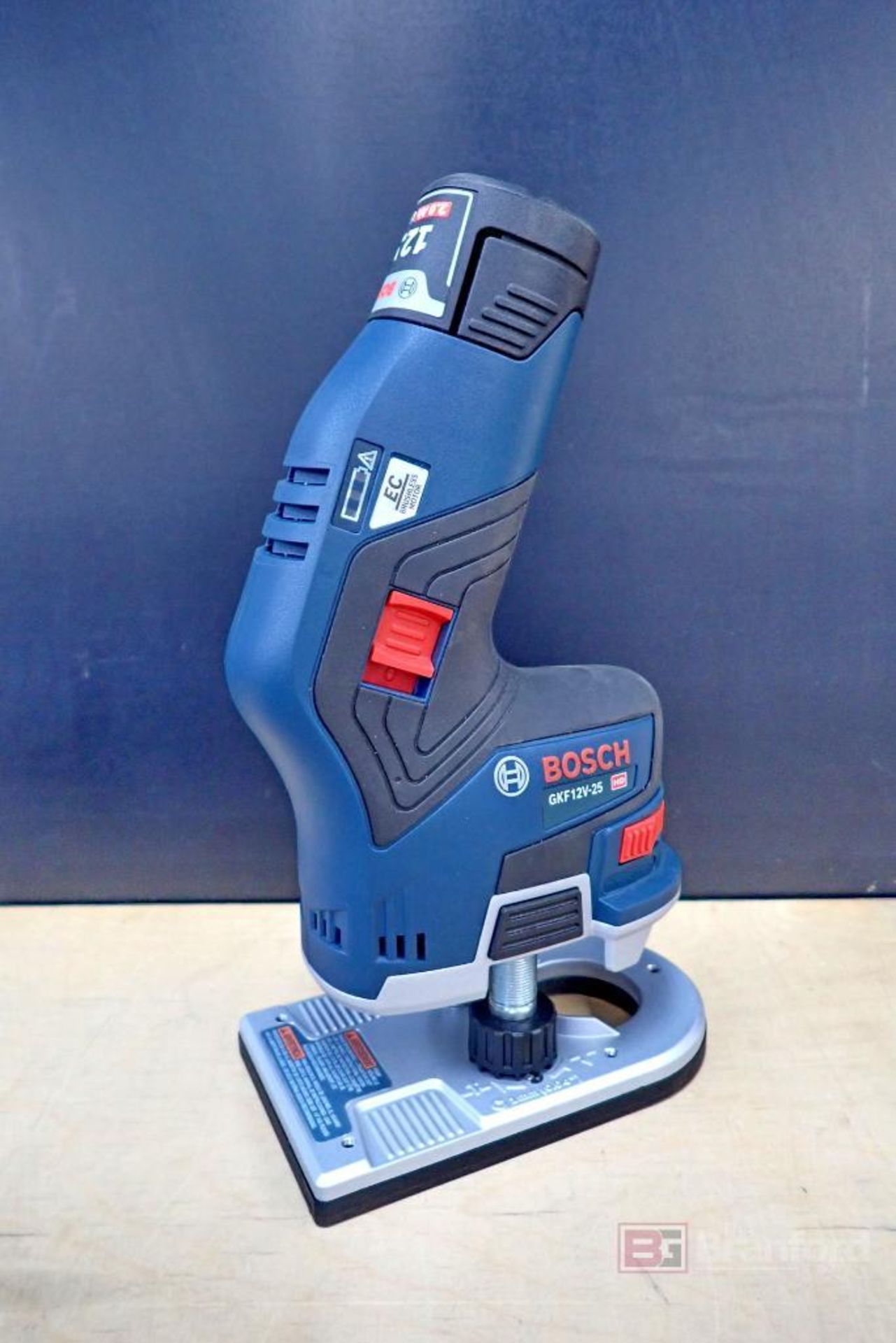 Bosch 12V Max GKF12V-25N Cordless Palm Edge Router - Image 7 of 8