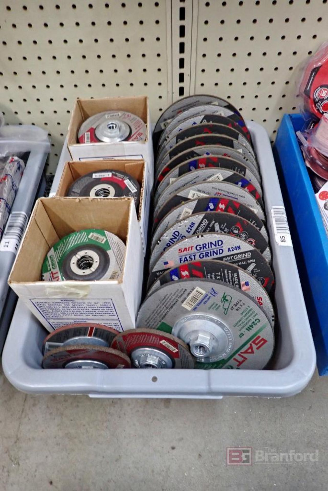 Box Lot of Sait Grinding & Cutting Wheels