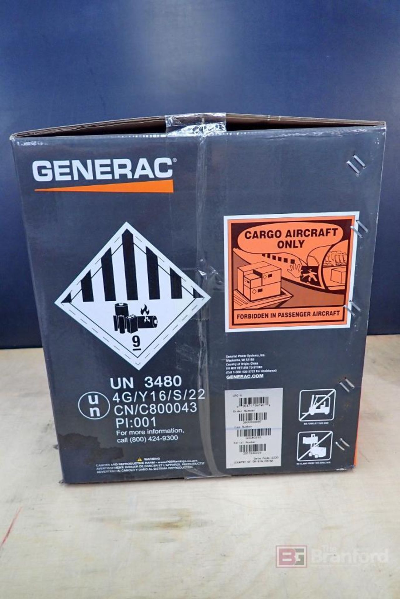 GENERAC GB1000 Portable Power Station - Image 4 of 9
