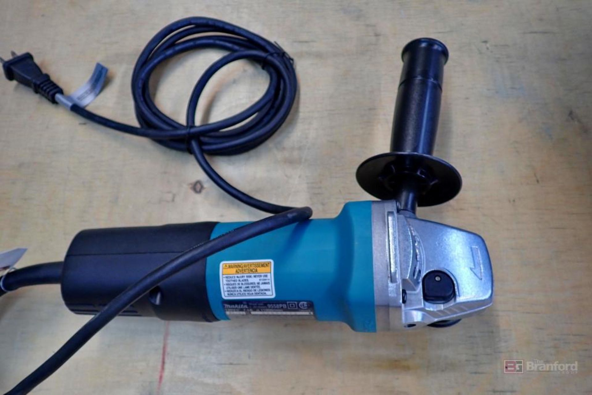 Makita 9558PB Angle Grinder - Image 5 of 6