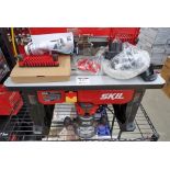 SKIL SRT1039 Router Table w/ Accessories