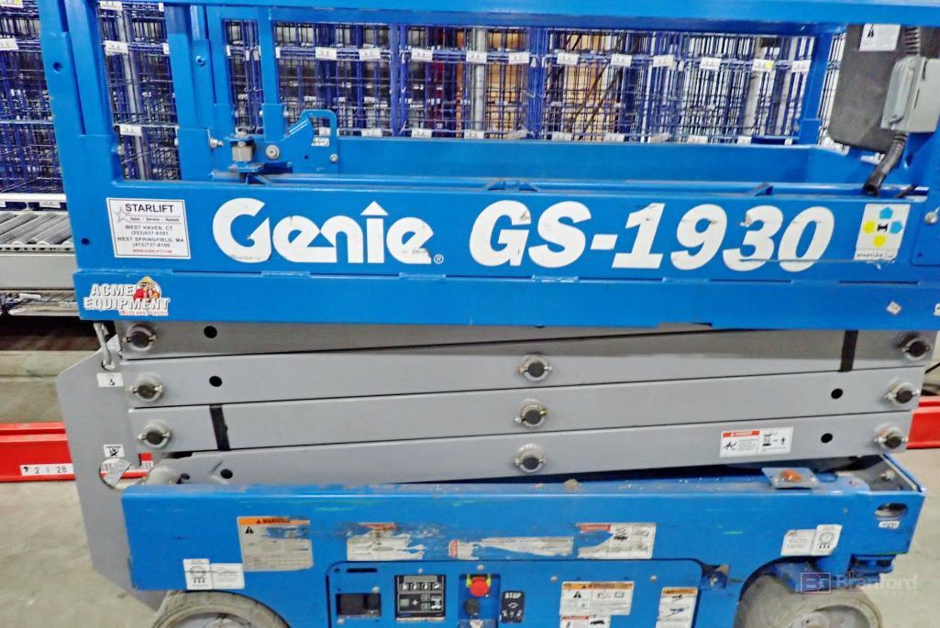 Genie GS-1930 Electric Slab Scissor Lift - Bild 3 aus 12