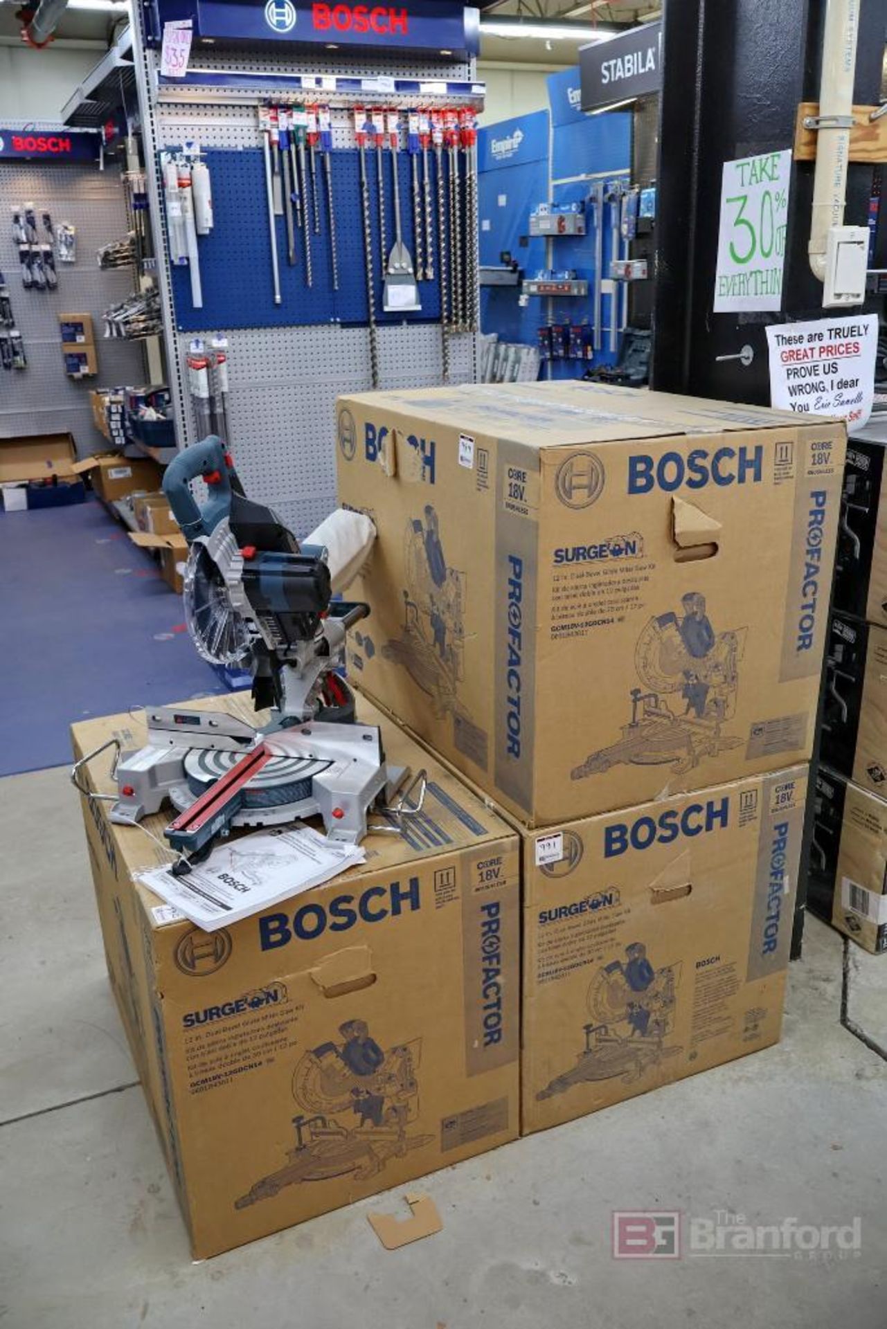 Bosch GCM18V-12GDCN14 ProFactor 12" Dual Bevel Glide Miter Saw Kit - Image 2 of 6