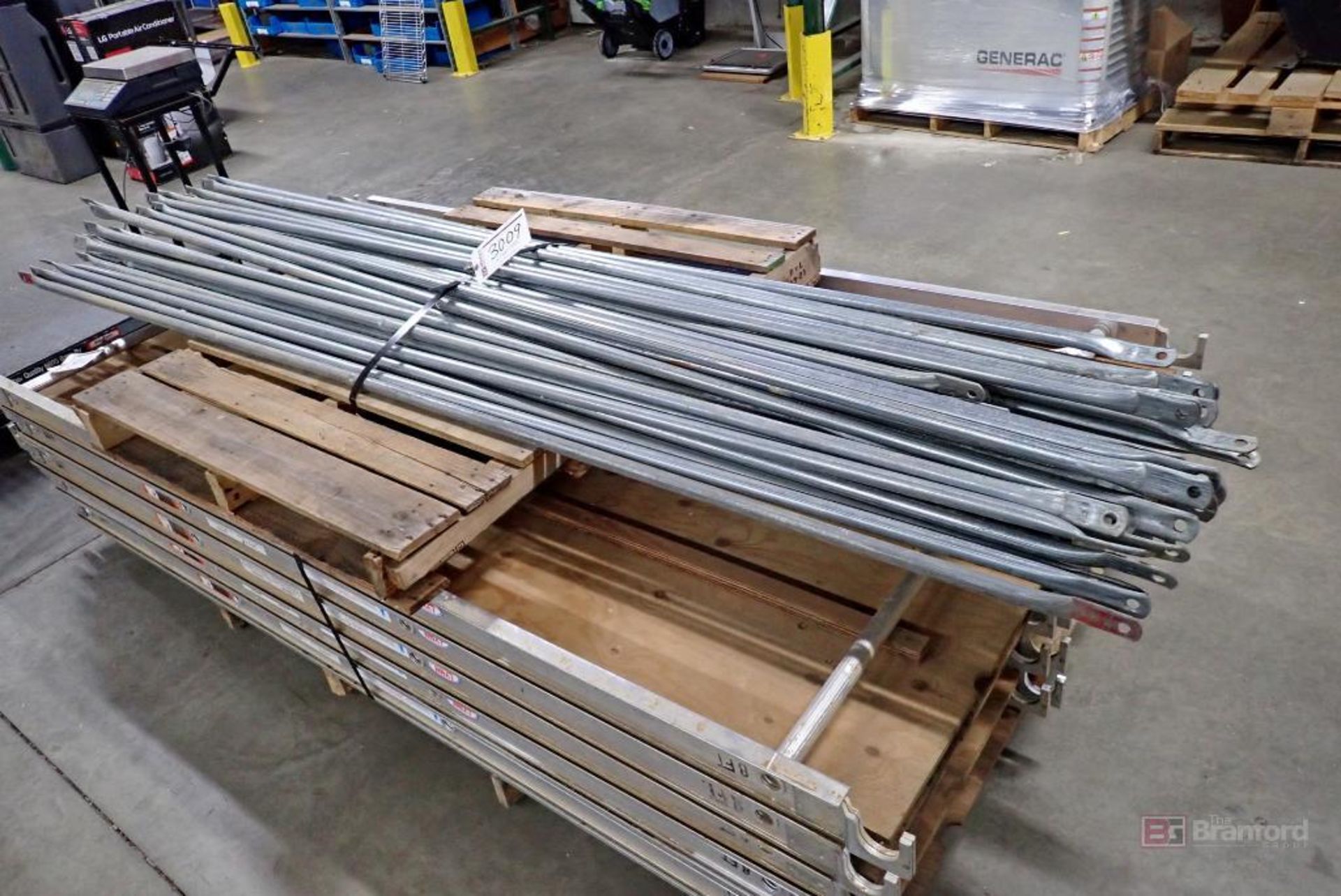 Large Lot of 45 Vanguard Scaffold Ladder Frames w/ Cross Braces - Image 5 of 6