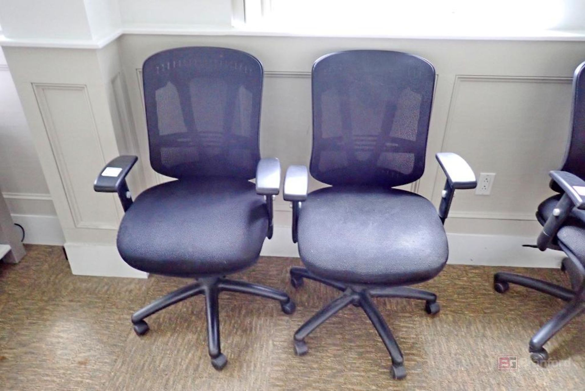 (2) Swivel Based Pneumatic Office Chairs