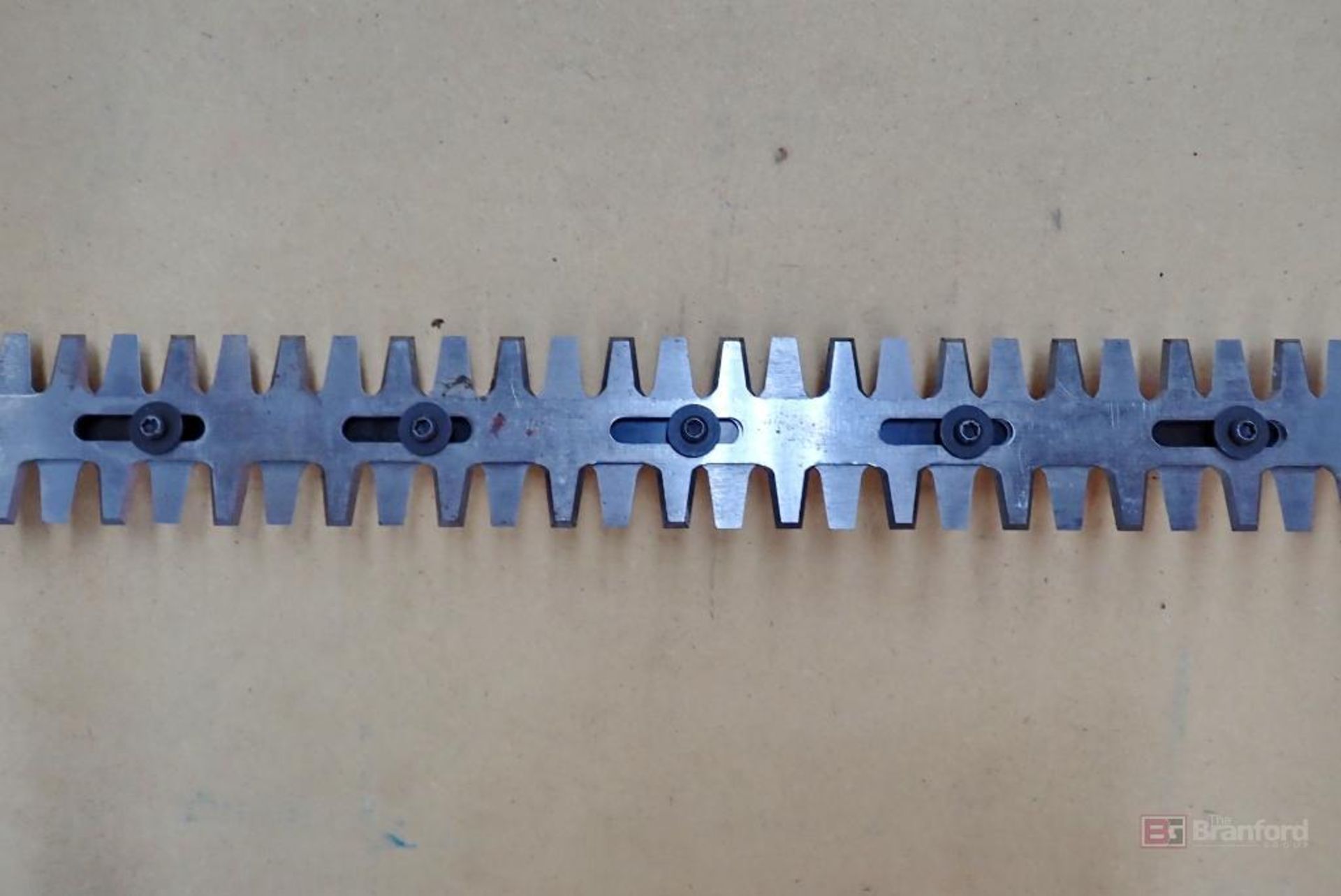 (2) 42-26-0016 Hedge Trimmer Shear Blades - Image 4 of 4