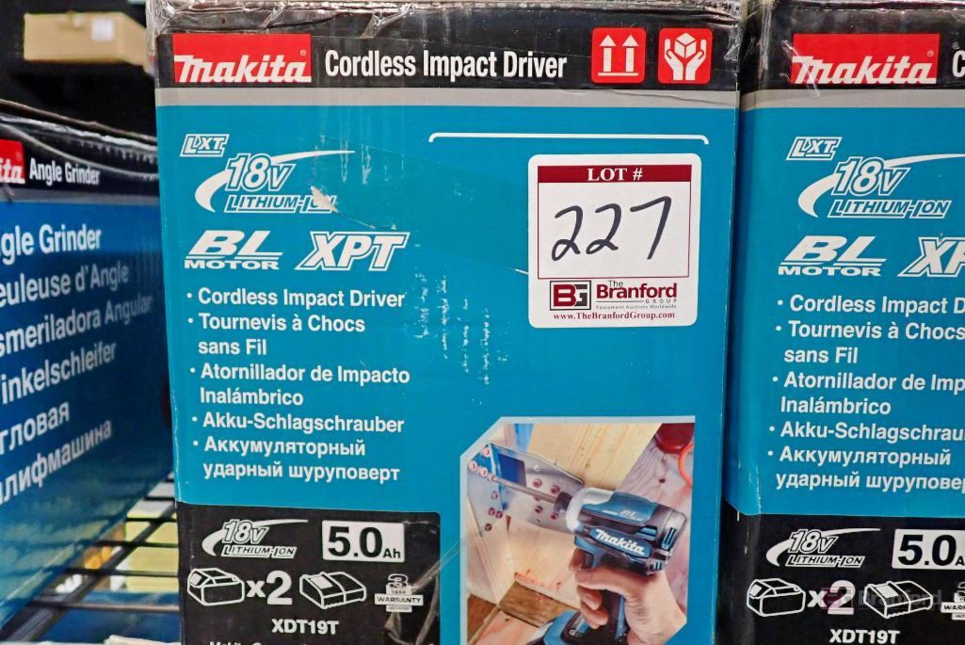 Makita XDT19T Cordless Impact Driver