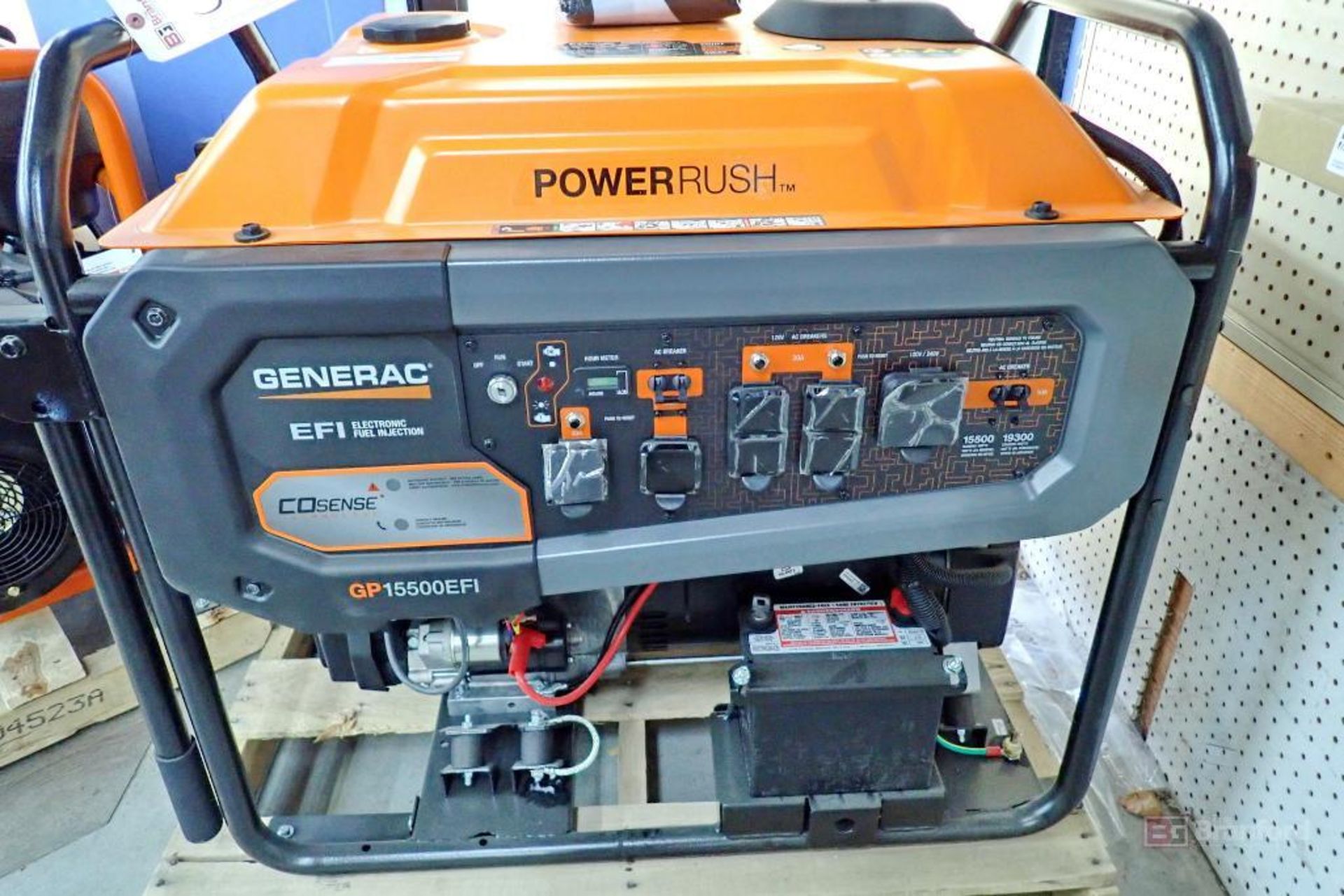 GENERAC Power Rush GP15500EFI Gas Powered Generator - Image 2 of 11