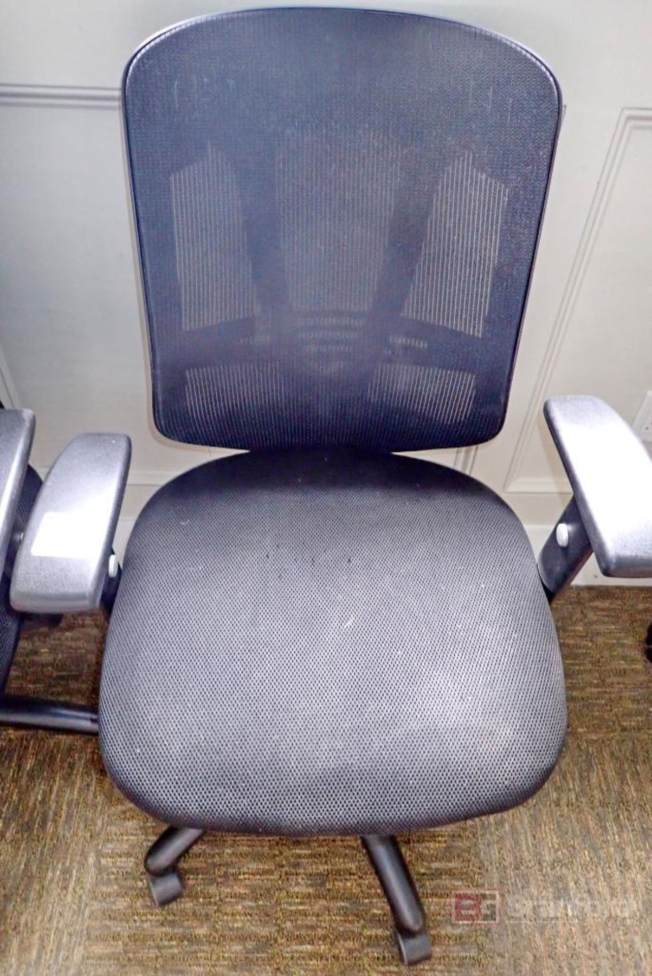 (2) Swivel Based Pneumatic Office Chairs - Bild 2 aus 2