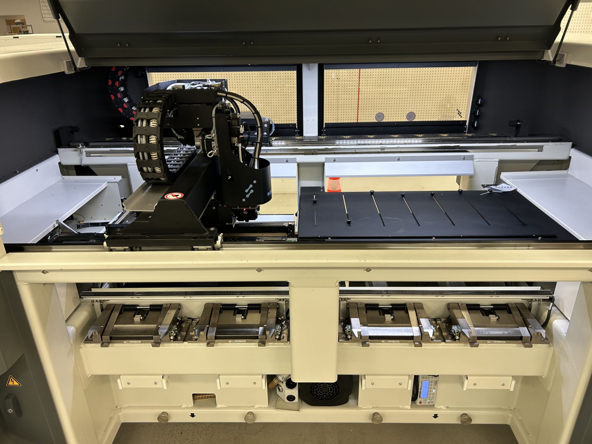 Europlacer Iineo Plus Single Head Surface Mount Machine - Image 2 of 17