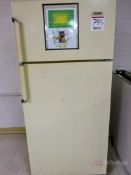 (2) Kelbinator Refrigerator/Freezers, (4) Microwaves,