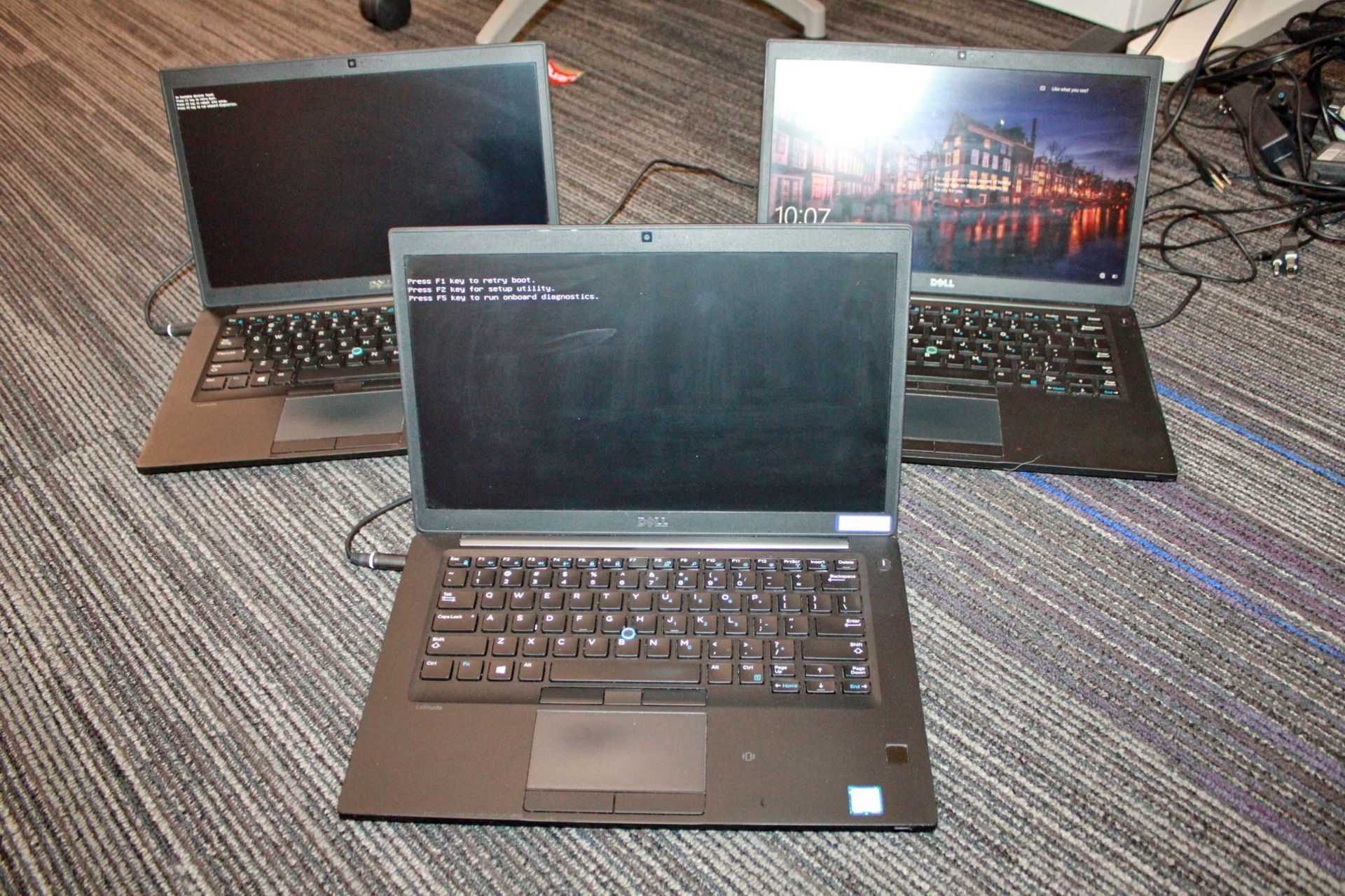 (3) Dell Latitude 7480 laptops