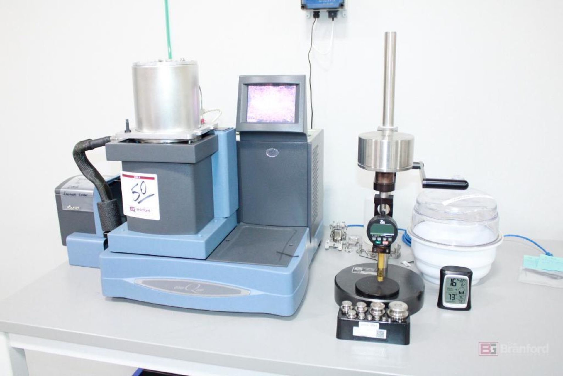 TA Instrument DMA Q800 Thermal Mechanical Analyzer